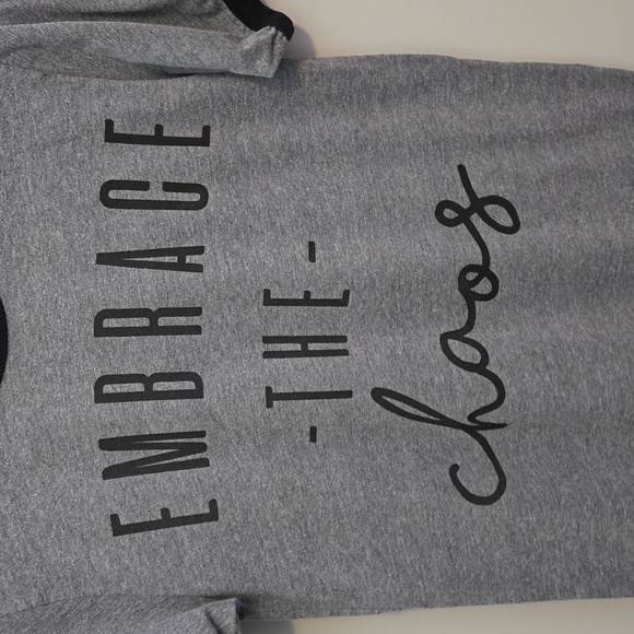 T-shirt - Picture 2 of 3